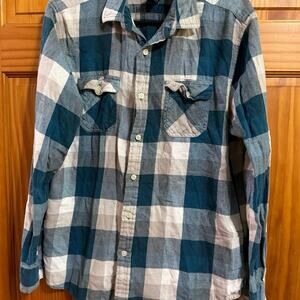 American Rags Blue and white Button Down Flannel material Size M